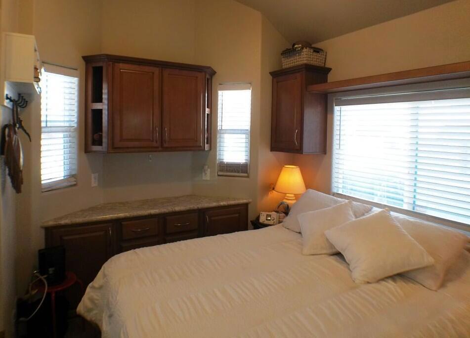 Rancho Casa Blanca - Manufactured In Park