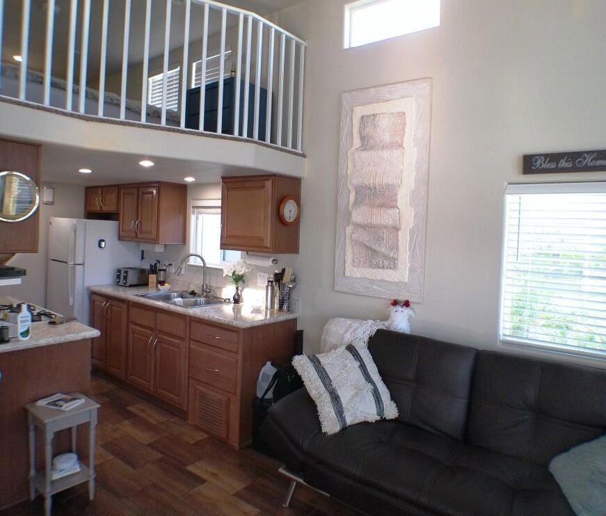 Rancho Casa Blanca - Manufactured In Park