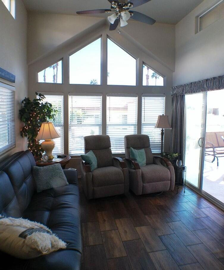 Rancho Casa Blanca - Manufactured In Park