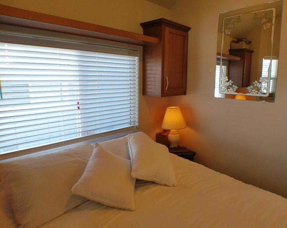 Rancho Casa Blanca - Manufactured In Park