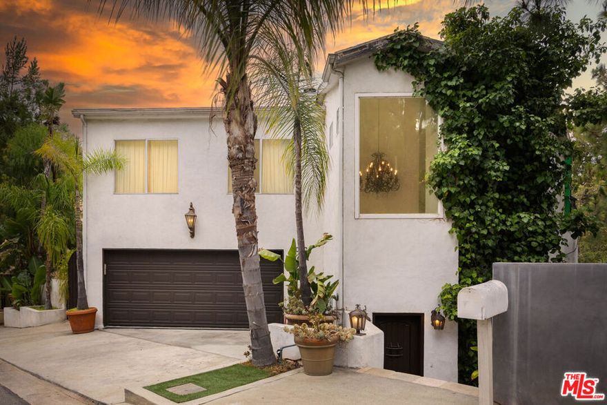 This Glamorous Hollywood Hills Home is surrounded by towerning trees while enjoying tranquile canyon views.  Conveniently located in the hills close to the studios and yet minutes away from the excitment of Hollywood and the Sunset Strip.  This 3 bedroom / 2.5 bath home offers an open floorplan with soaring ceilings throughout, French Doors and sliding glass doors flowing to balconies and patios with serene treetop views.  The gourmet granite kitchen boasts open views overlooking the Living Room and then out to the treetops beyond.  Offered Fully Fuenished.  Lease does not include third floor guest apartment with sepparate entrance.