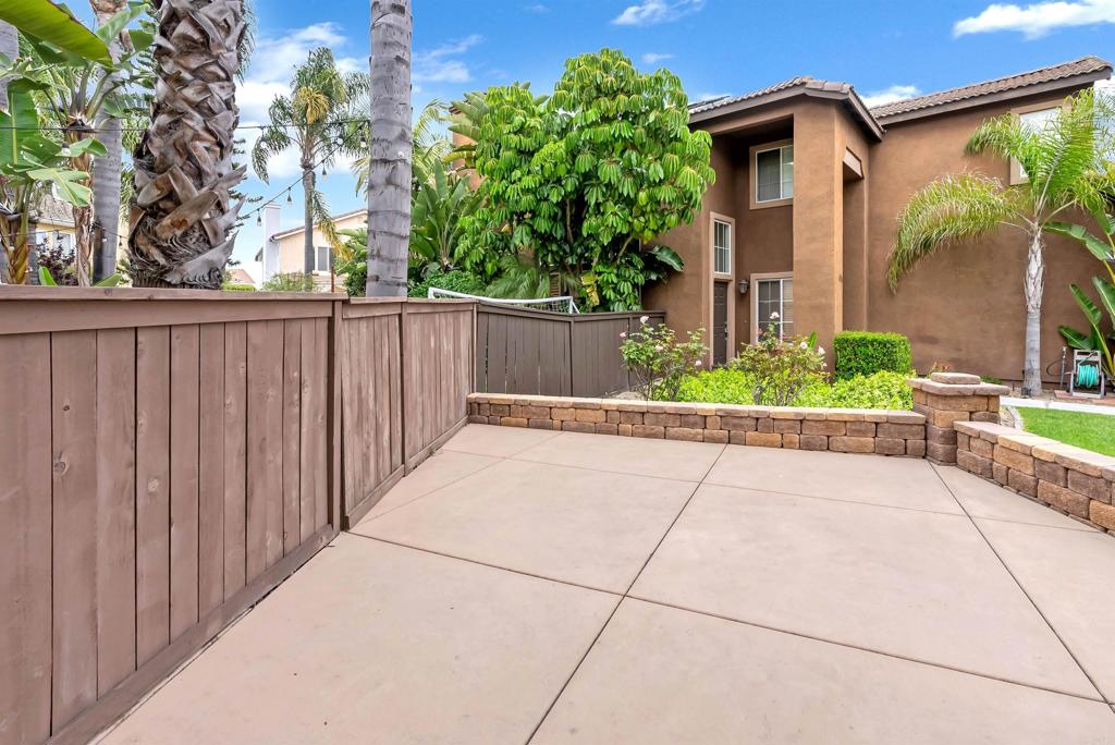 1043 Camino Calabazo
