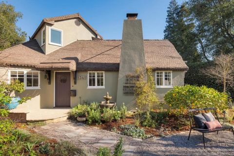 Photo of 1341 Tasso Street, Palo Alto, CA 94301 (MLS # ML82032958)