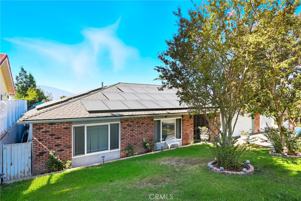 1474 Greenbriar Avenue