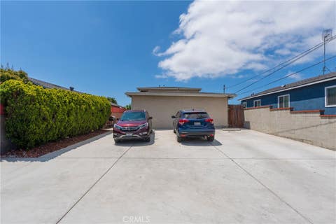 Photo of 851 W Crestwood ST, San Pedro, CA 90731 (MLS # PW26148709)