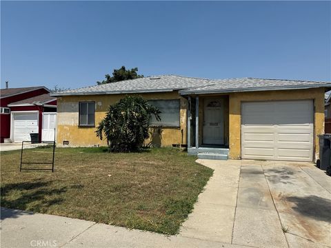 Photo of 917 W 130th St, Compton, CA 90222 (MLS # DW25220462) Photo of 917 W 130th St, Compton, CA 90222 (MLS # DW25220462)
