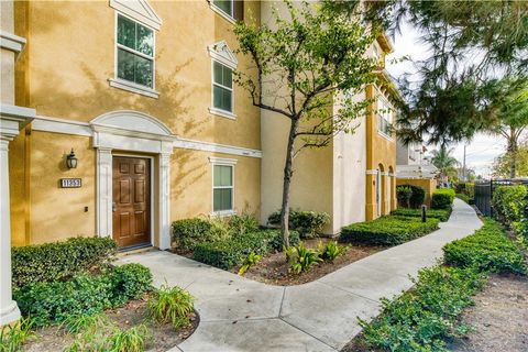 11353 Antonio Stanton CA 90680