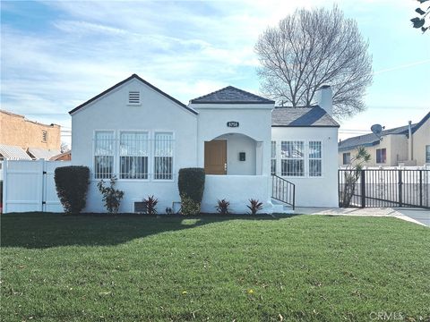 Photo of 8758 S Hobart Blvd, Los Angeles, CA 90047 (MLS # PW26038805)