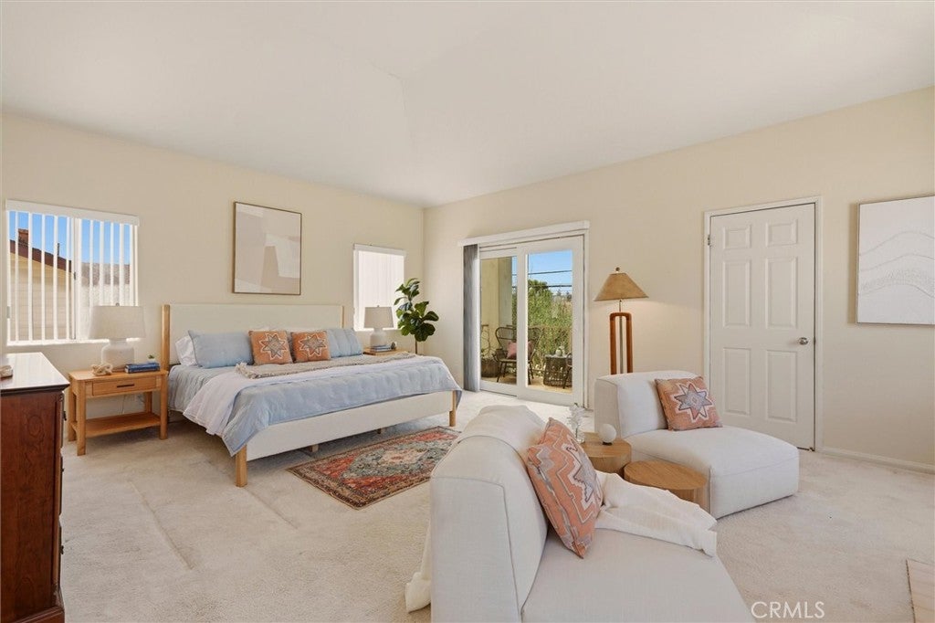 2217 Clark Lane