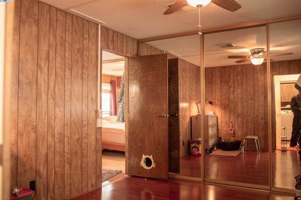 SUNNYVALE - Manufactured In Park