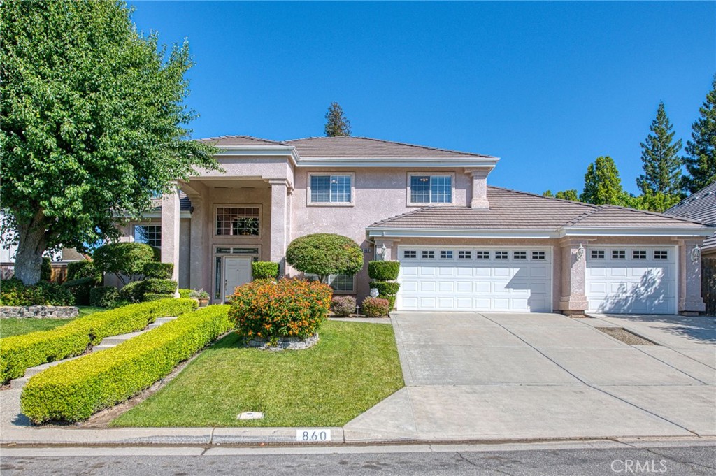 Photo 1 of 75 — 860 E Dartmouth, Fresno, CA 93730