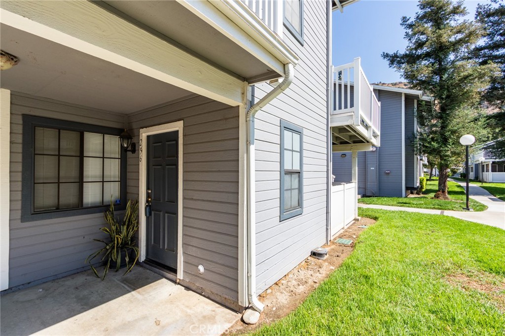 256 Evergreen CT