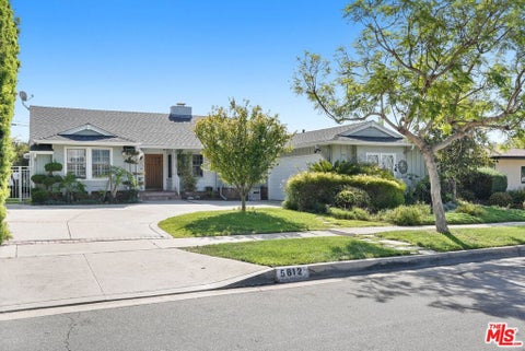 Photo of 5812 S Garth Avenue, Los Angeles, CA 90056 (MLS # 26854375)