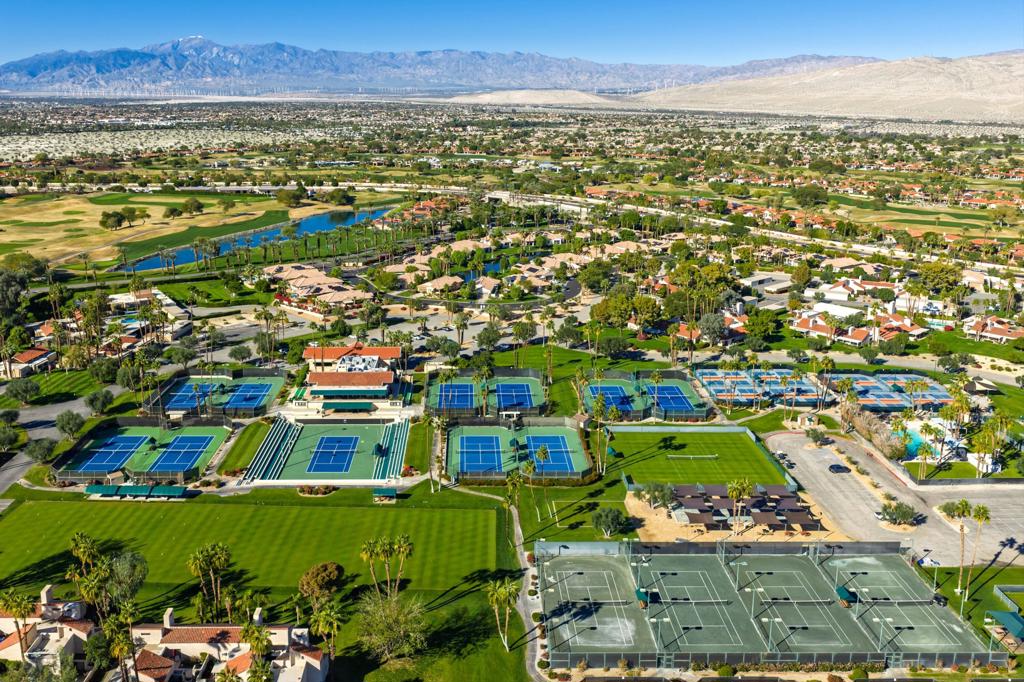 Mission Hills Country Club - Residential