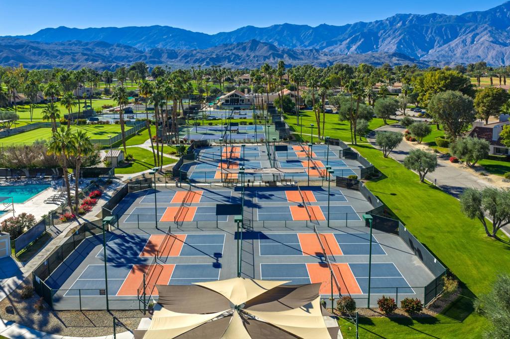 Mission Hills Country Club - Residential