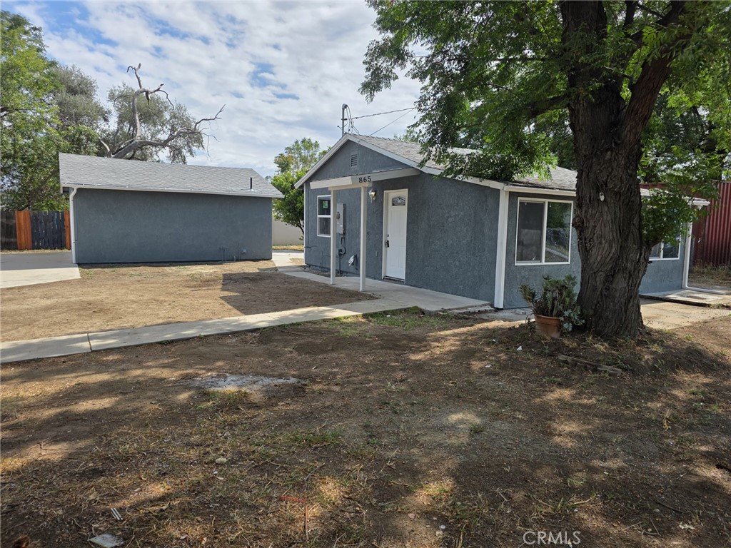 865 W 48th Street