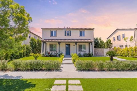 19154 Lull Street Reseda CA 91335