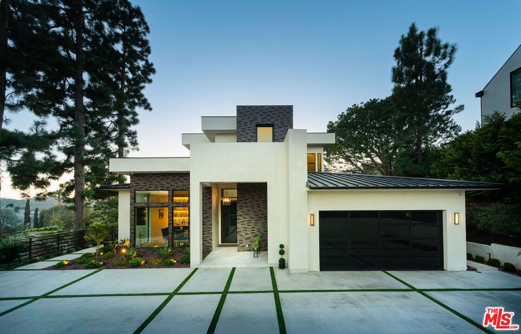 Photo of 1367 Casiano Road, Los Angeles, CA 90049 (MLS # 26632829)