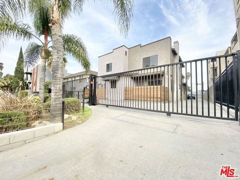 Photo of 1240 South Bronson AVE, Los Angeles, CA 90019 (MLS # 26834787)