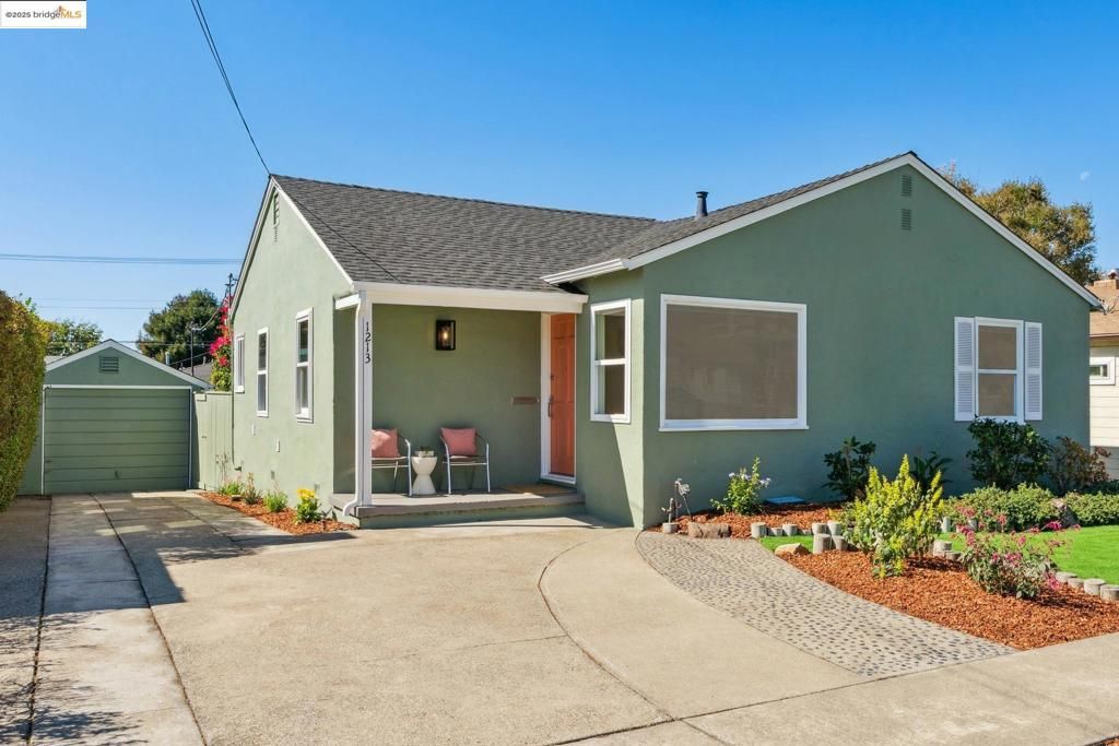 Photo of 1213 Richmond St. St, El Cerrito, CA 94530 (MLS # 41114831)