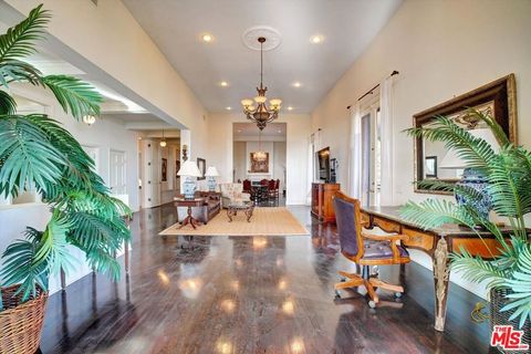 Photo of 5805 Foxview Drive, Malibu, CA 90265 (MLS # 25485447)
