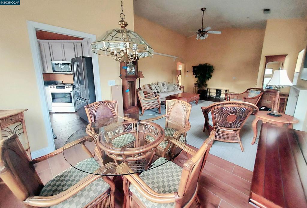 VERONA HACIENDA - Residential