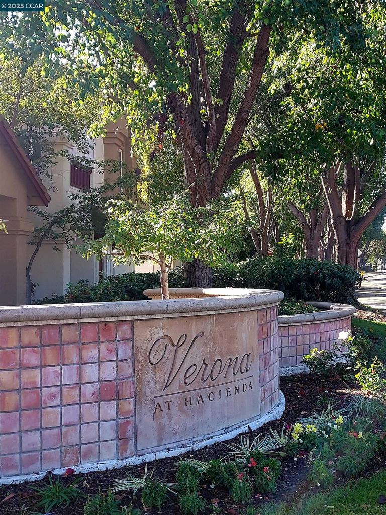 VERONA HACIENDA - Residential