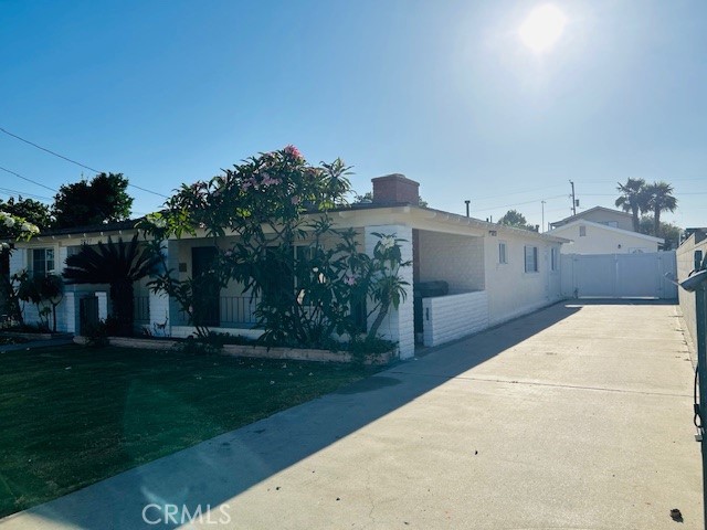 3837 Lincoln Avenue