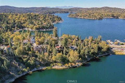 Photo of 537 Canyon View Road, Lake Arrowhead, CA 92321 (MLS # EV24120578)