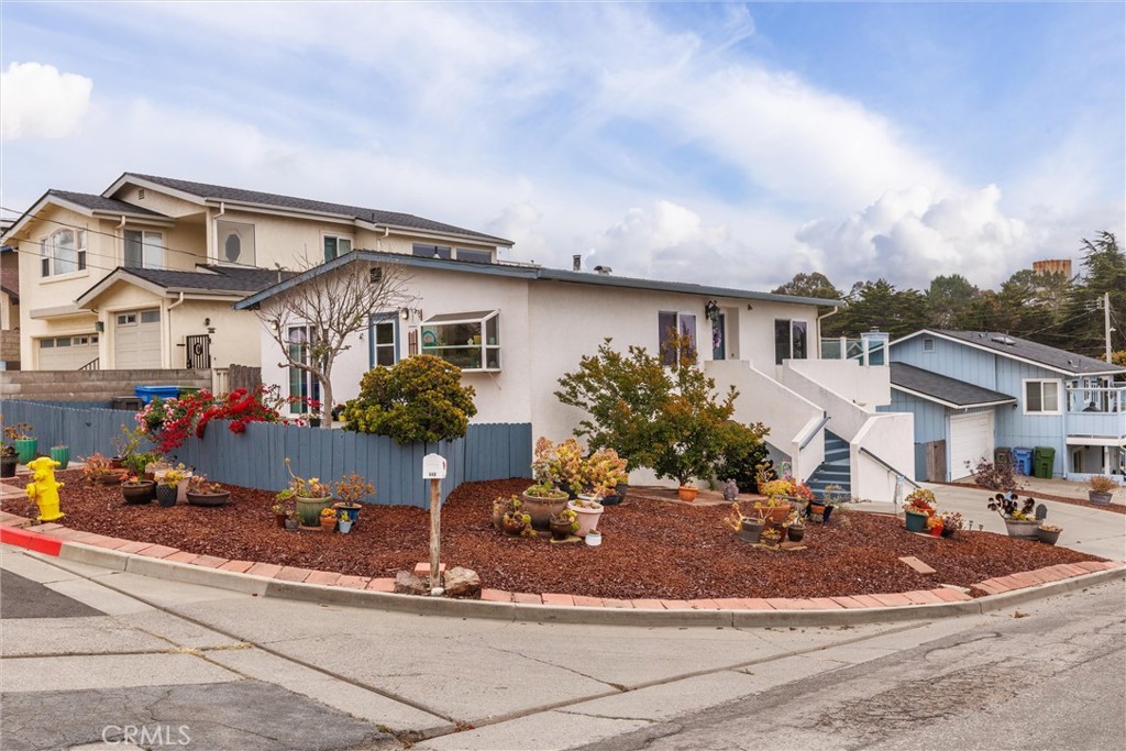 448 Radcliff Street