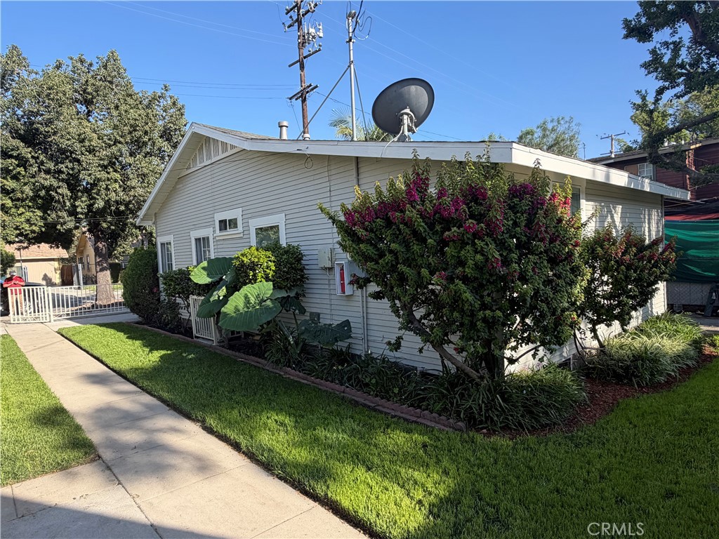 317 N Palm