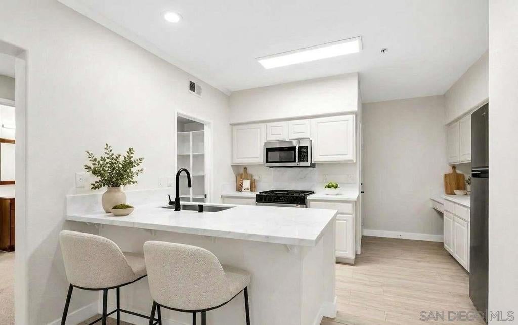 10848 Scripps Ranch Blvd 205