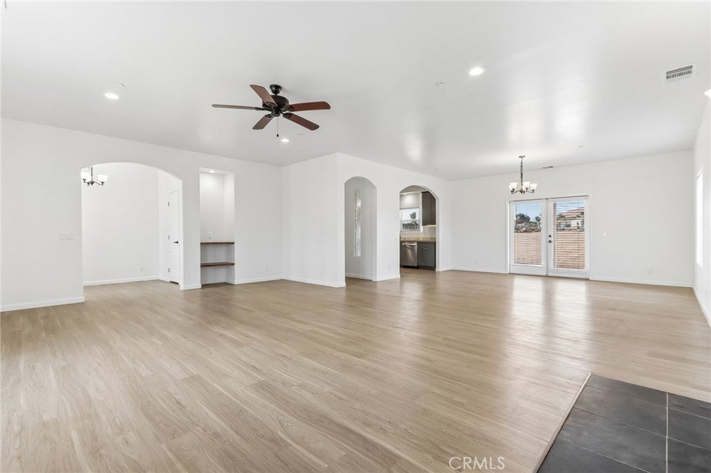 6087 Elsinore Road