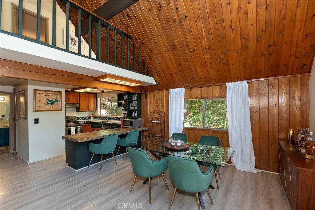 27230 Peninsula
