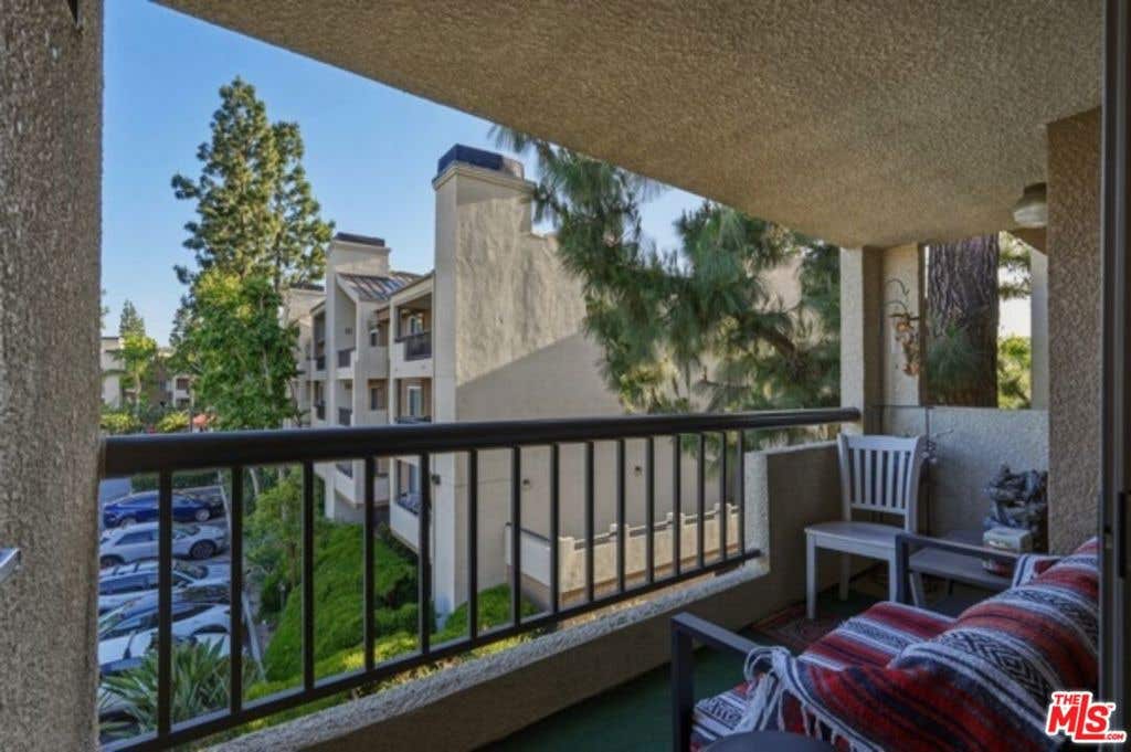 Photo of 21450 Burbank Boulevard #314, Woodland Hills, CA 91367 (MLS # 26863225)