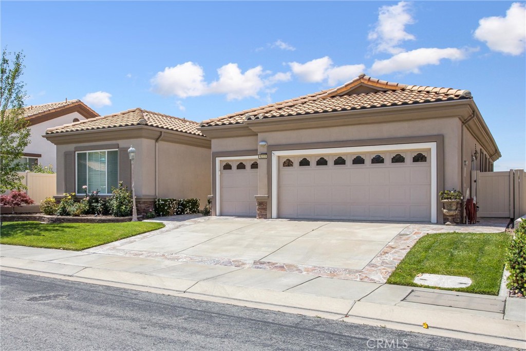 5233 Hampton Court