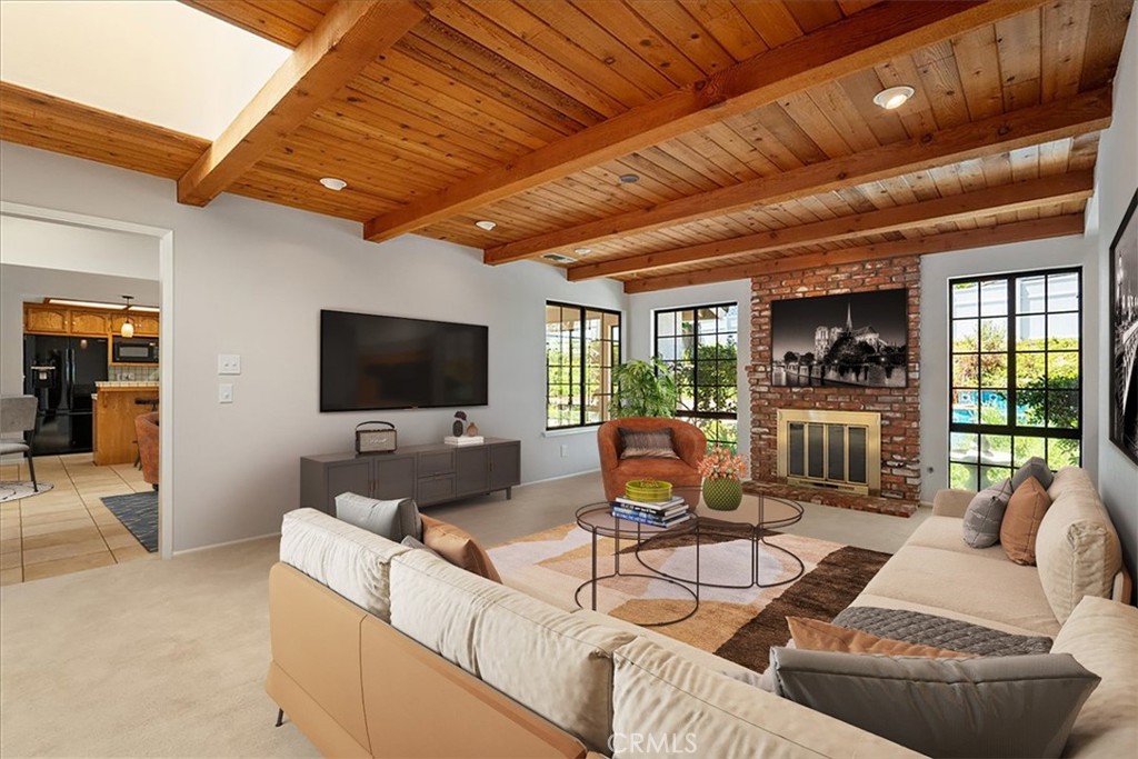 3652 Lake Garden Drive