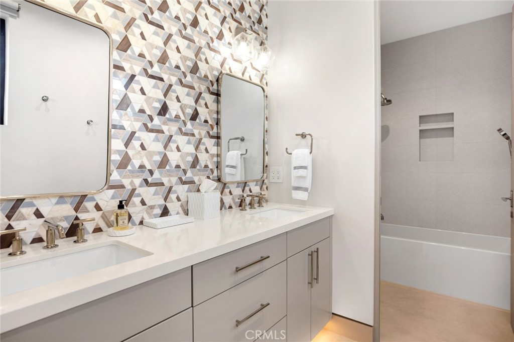 Balboa Peninsula (Residential) (BALP) - Residential