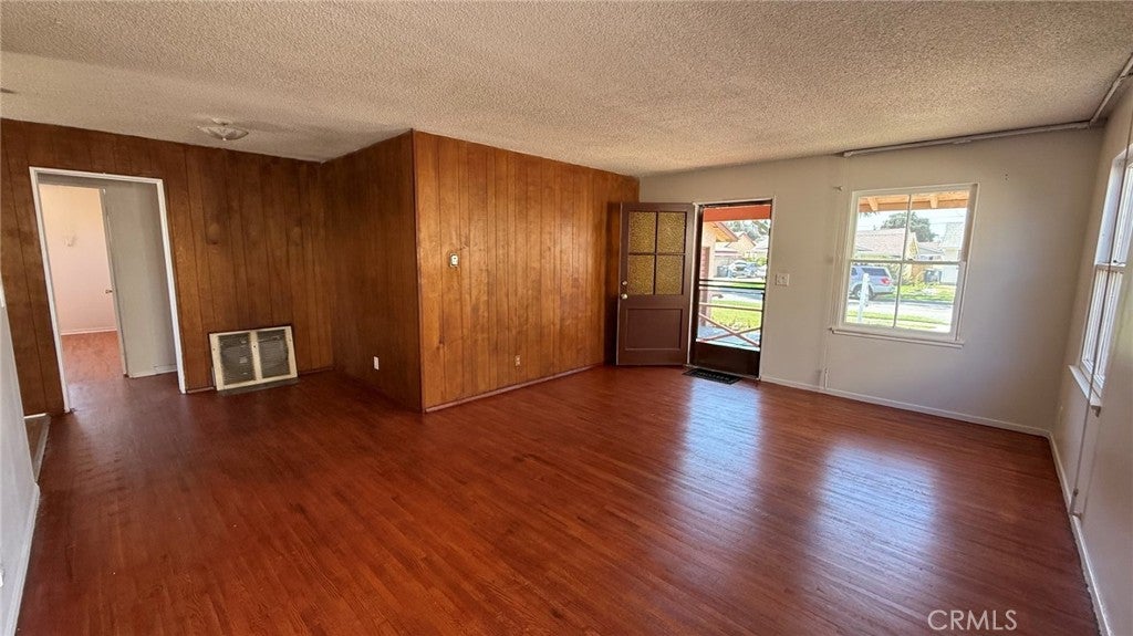 20836 Hawaiian Ave.