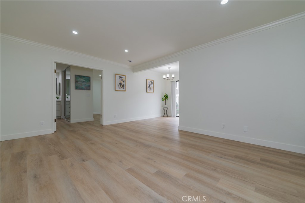 303 Streamwood