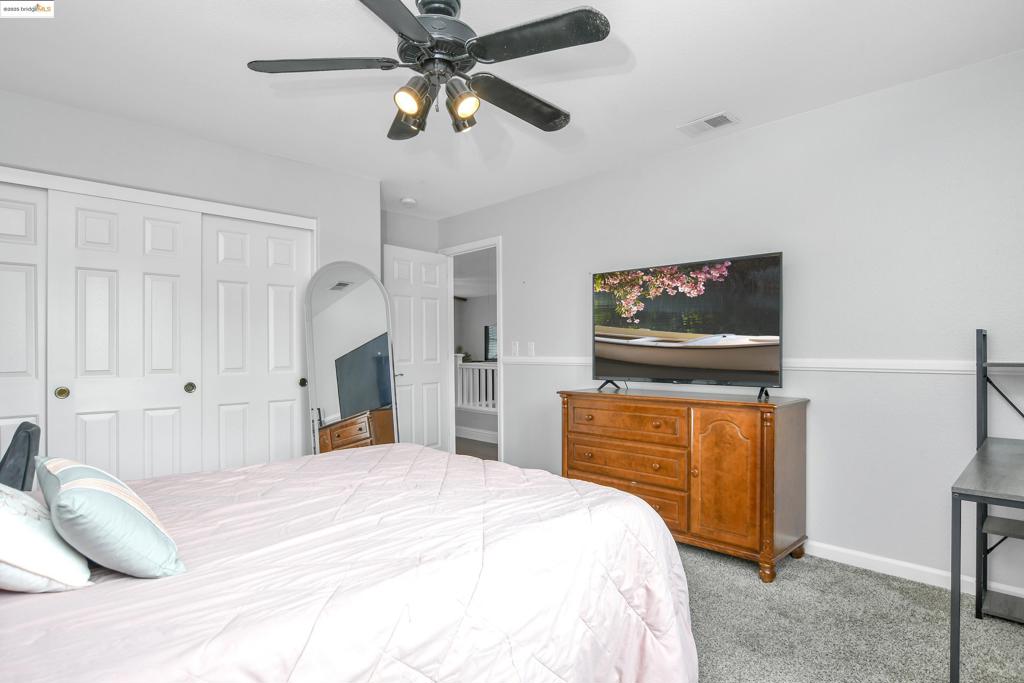 OAKLEY - Residential