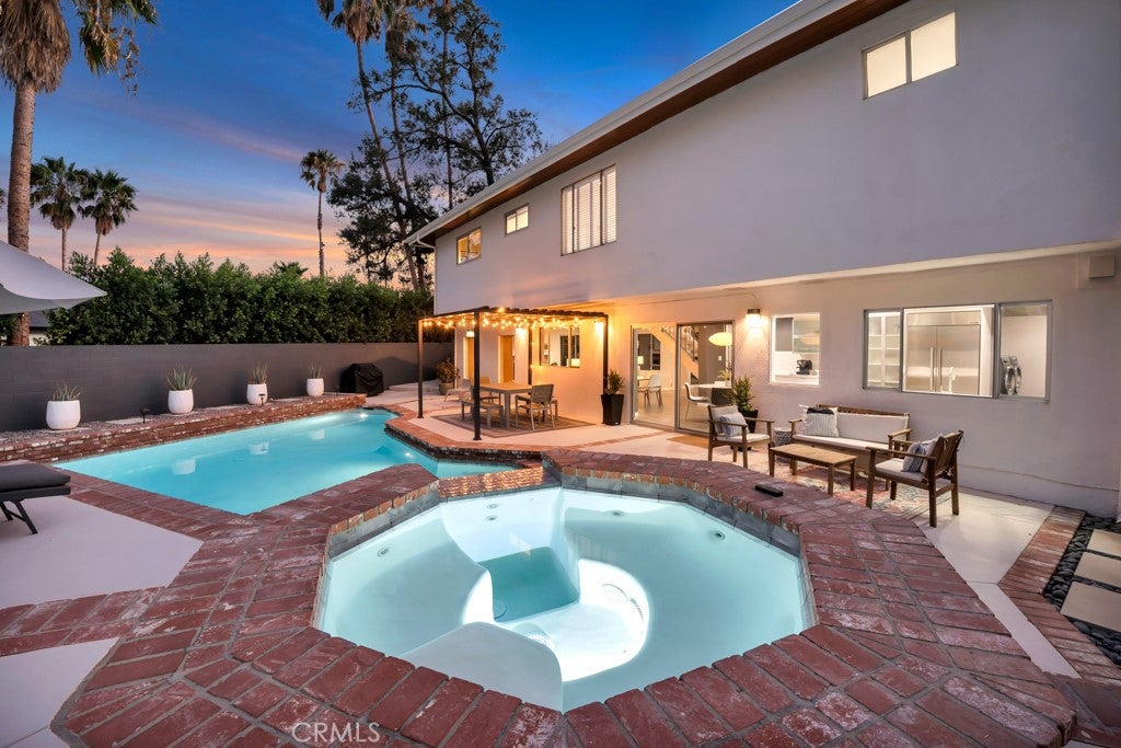 4391 Pampas Road