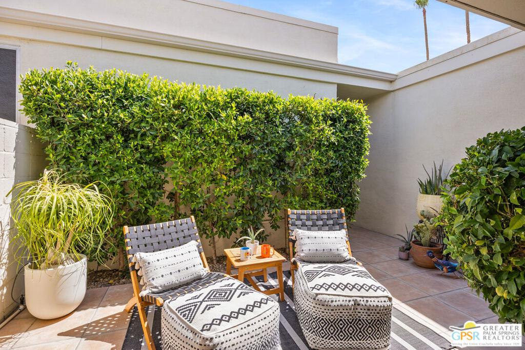 Sandcliff - Residential