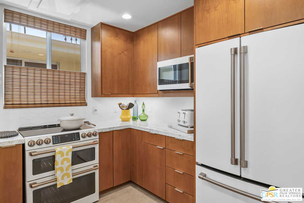 Sandcliff - Residential