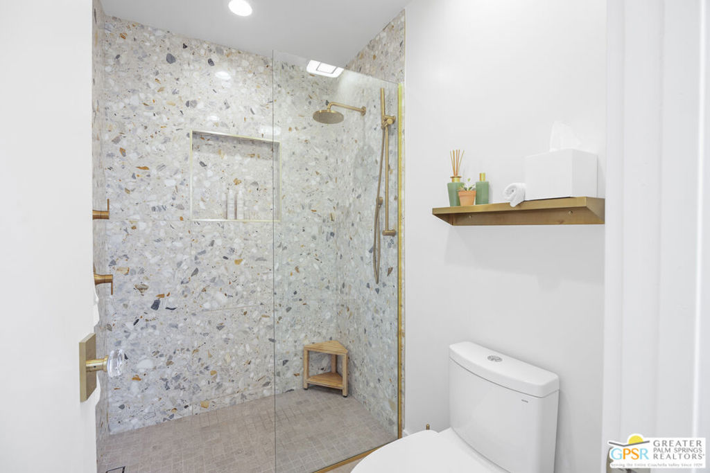 Sandcliff - Residential