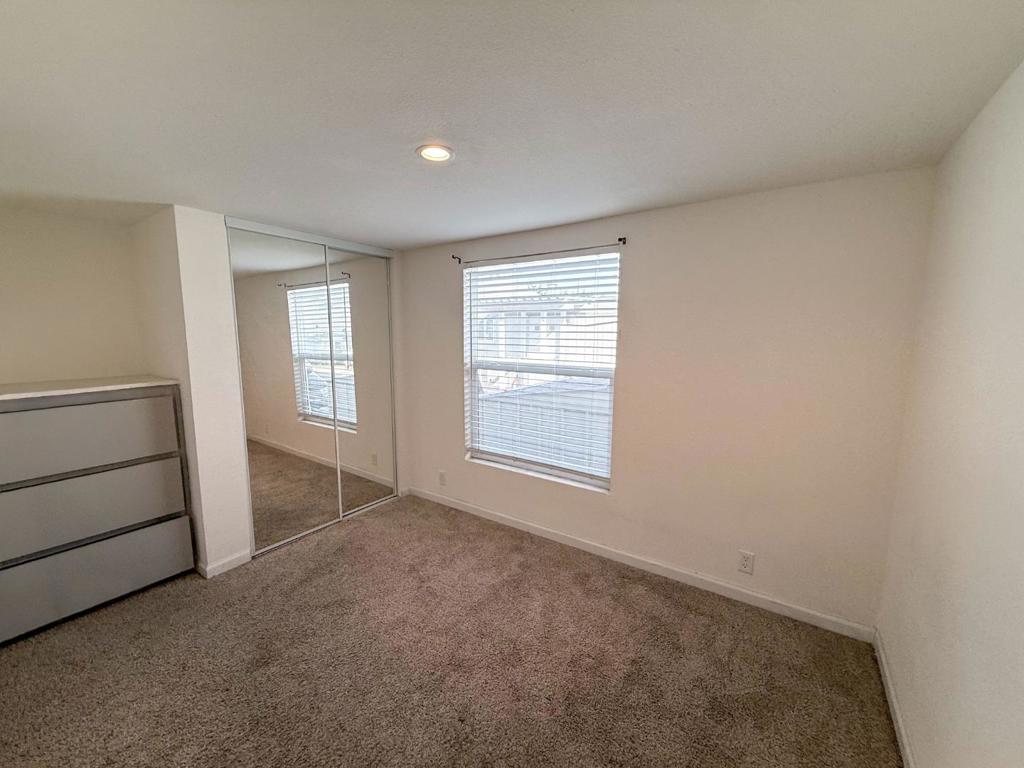 2425 Church Lane 47
