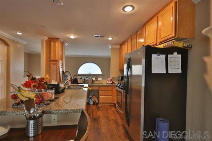 3810 3810 Mykonos Lane 9