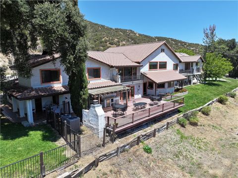 Photo of 36442 Wildwood Canyon RD, Yucaipa, CA 92399 (MLS # SW26123615)