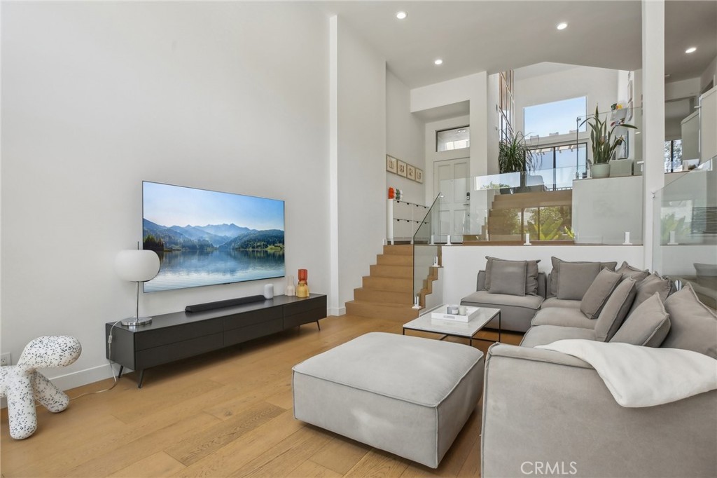 Lakeshore (LS) - Residential