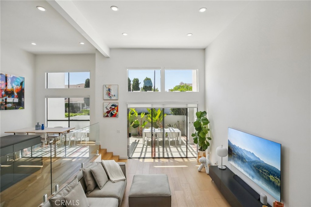 Lakeshore (LS) - Residential